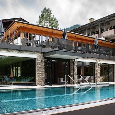 Evident Praegant 4 Hotel 4*