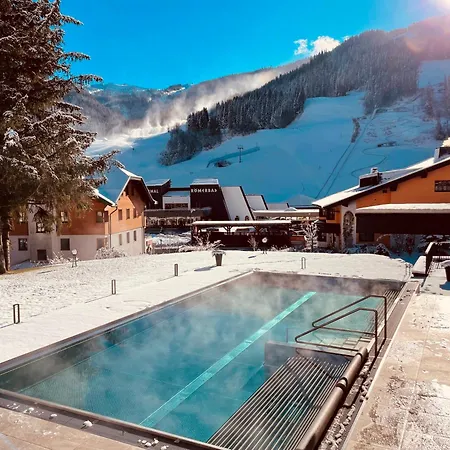 Hotel Prägant 4*