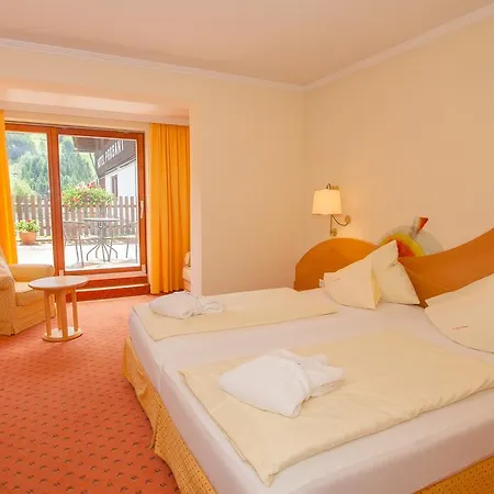 Hotel Evident Praegant 4 4*