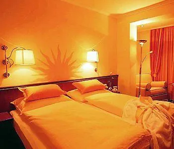 Evident Praegant 4 باد كلينكيرشهايم