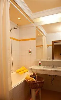 Отель Evident Praegant 4